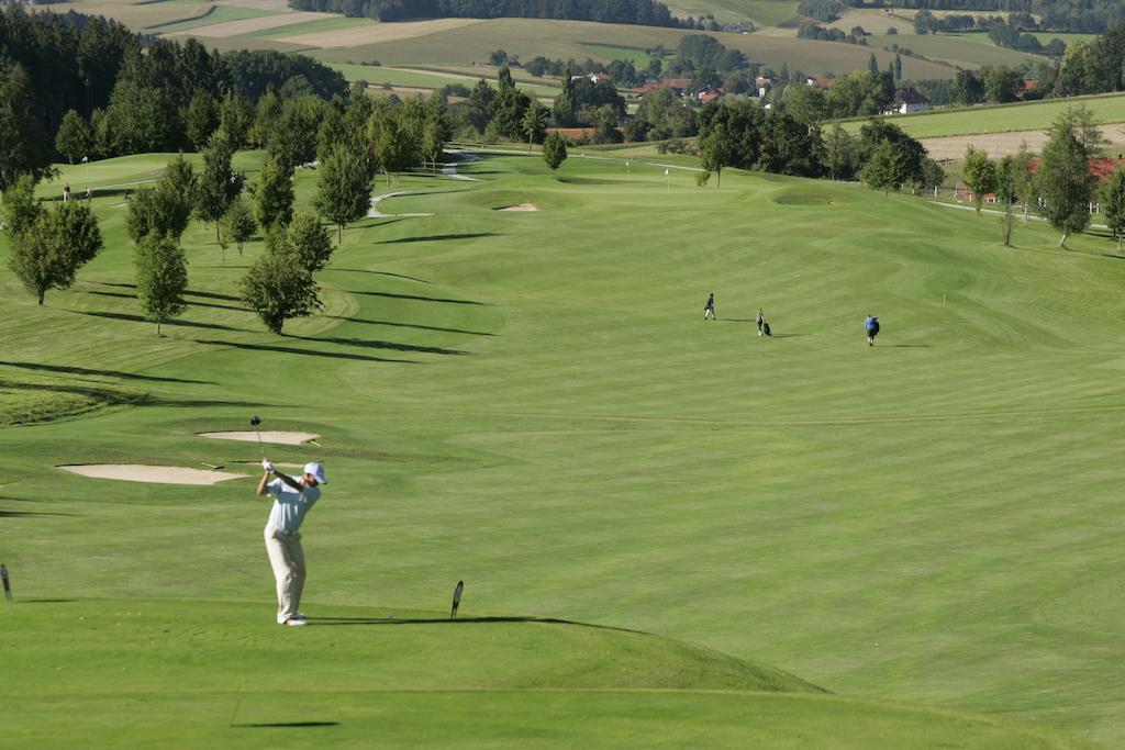 Maximilian Quellness und Golfhotel Bad Griesbach im Rottal Esterno foto